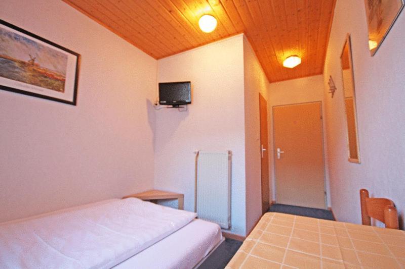 Gasthof Zur Krone Burghaslach Buitenkant foto